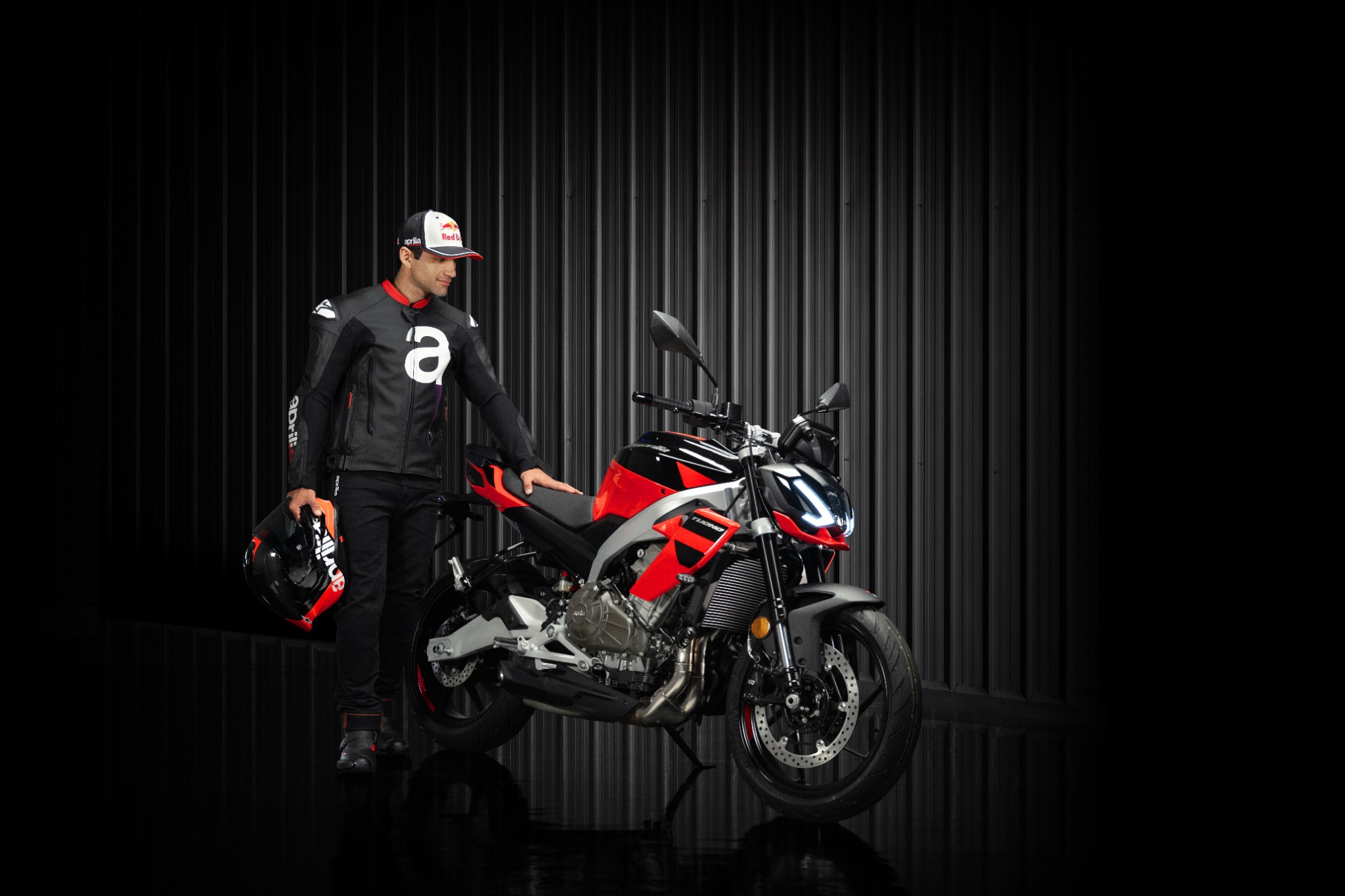 Aprilia Tuono 457